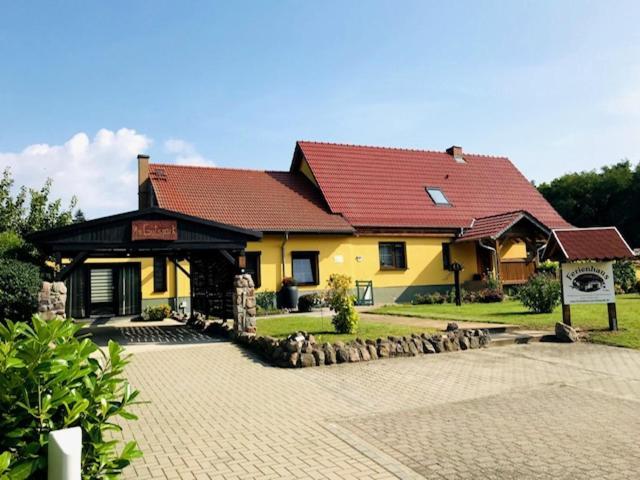 Ferienhaus "Am Gutspark" Alt Tucheband Kültér fotó